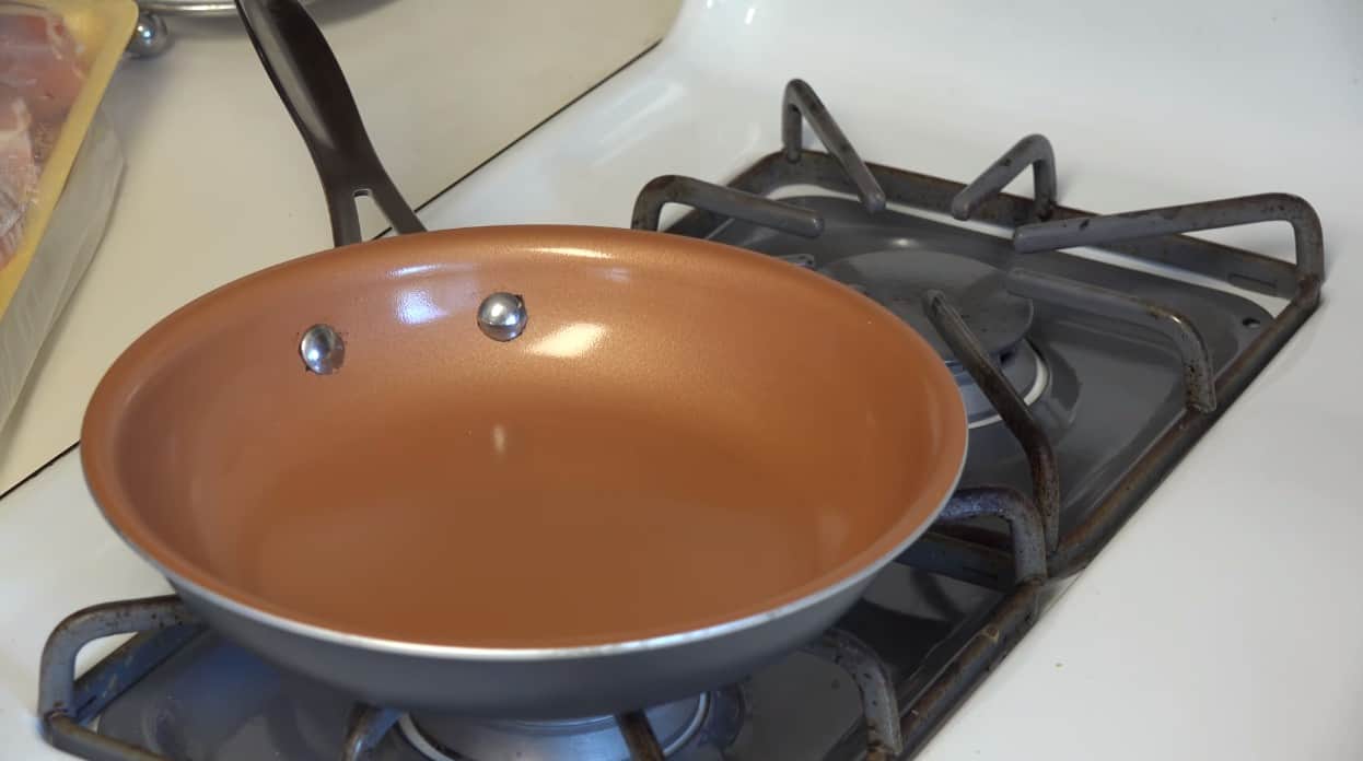 how to season gotham steel pan