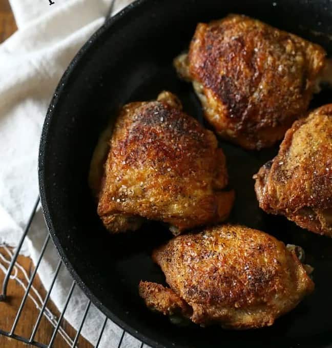 Crispy Pan Roasted Chicken Thighs