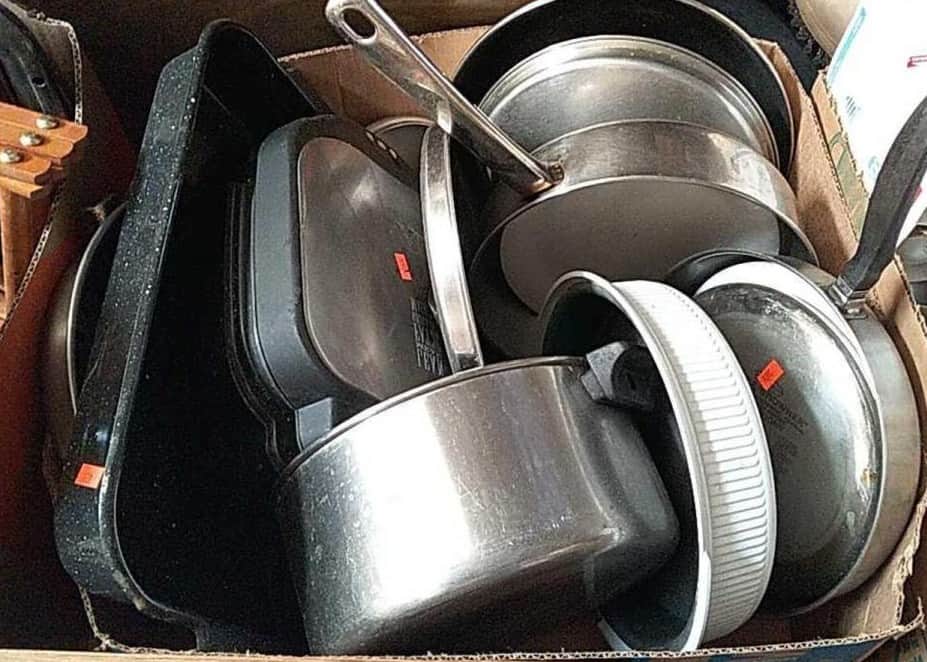 how to pack pans for moving