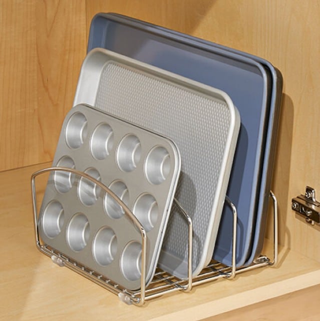 how to store cake pans