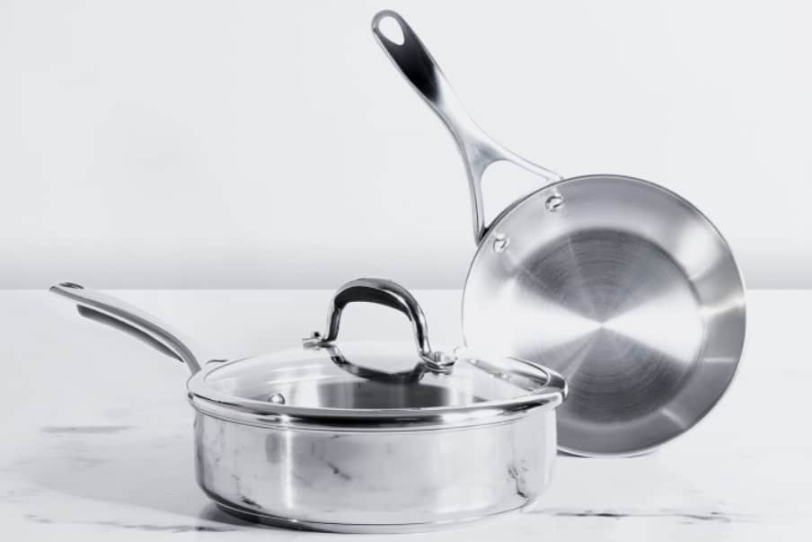 saute pan vs frying pan