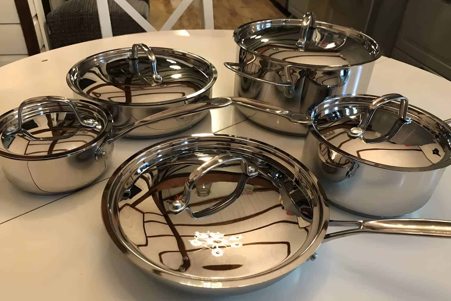 What Cuisinart's stainless-steel pots and pans are made of