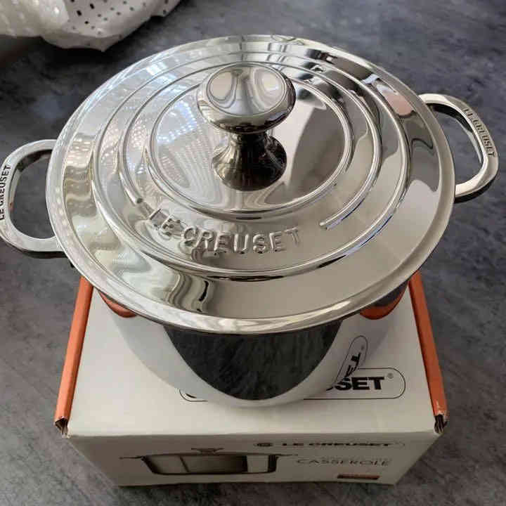 le creuset stainless steel cookware