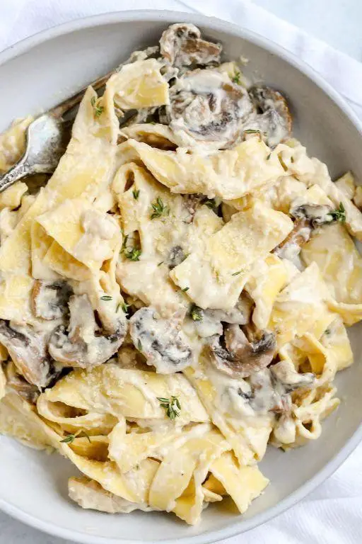 Alfredo Shredded Chicken Pasta with Mushrooms