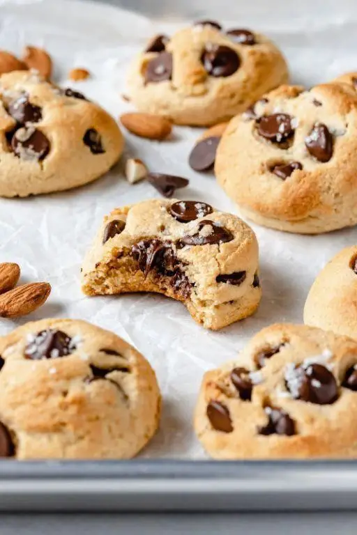Almond Flour Chocolate Chip Cookies