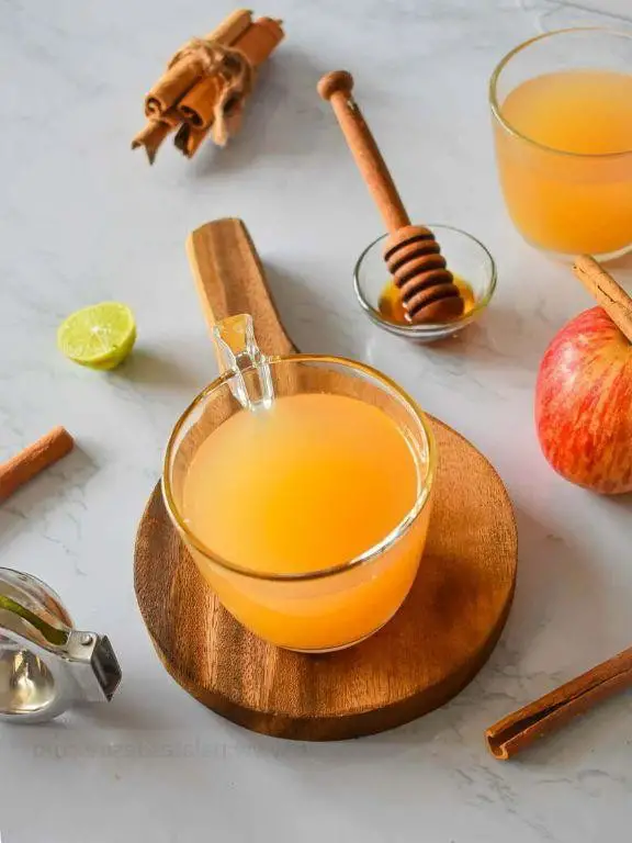 Apple Cinnamon Loaded Tea