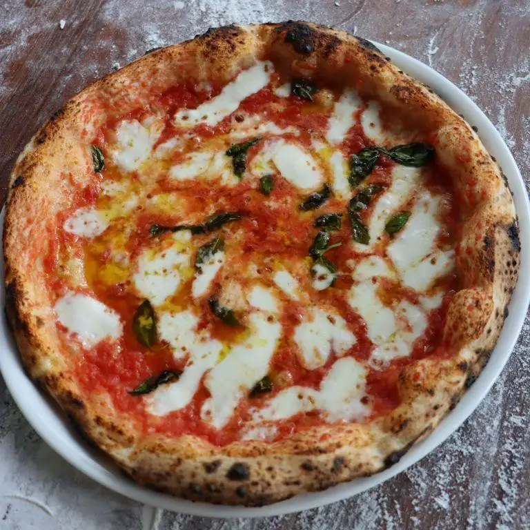Authentic Italian Margherita Pizza