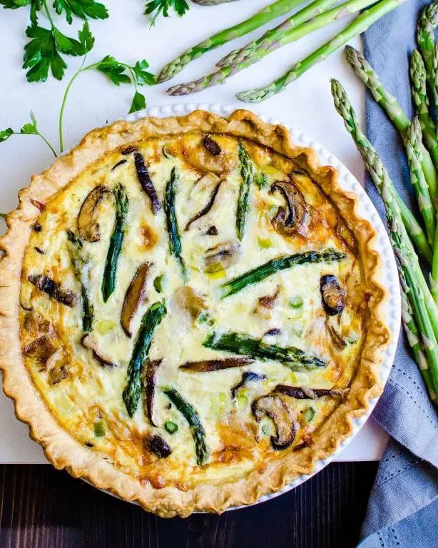 Baby Bella Mushroom and Asparagus Quiche