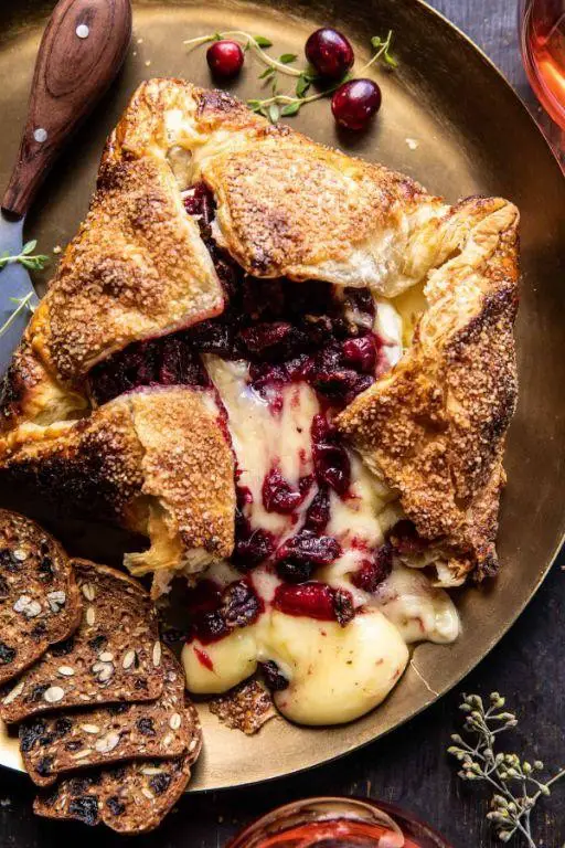 Baked Brie with Cranberries