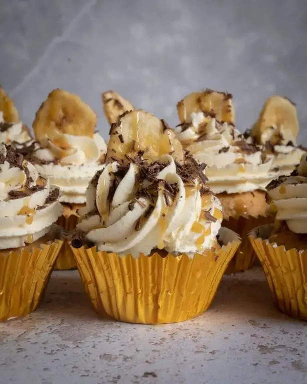 Banana Cake Pops with a Caramel Drizzle