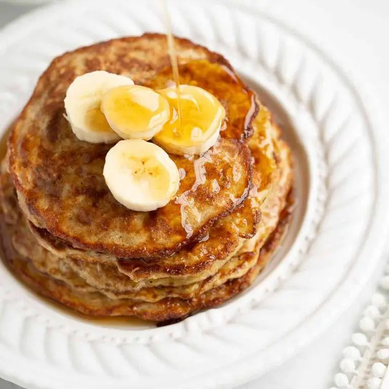 Banana Oat Pancakes