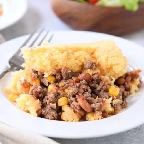 Beef and Cornbread Casserole