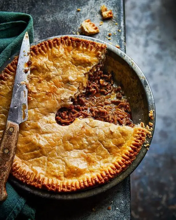 Beef and Onion Pie