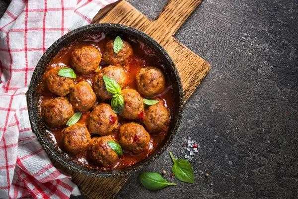 Bison Meatballs in Marinara Sauce