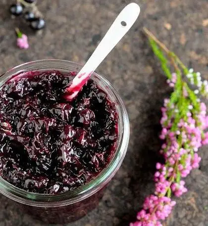 Black Currant Chutney
