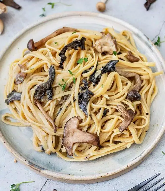 Black Trumpet Mushroom and Truffle Oil Pasta