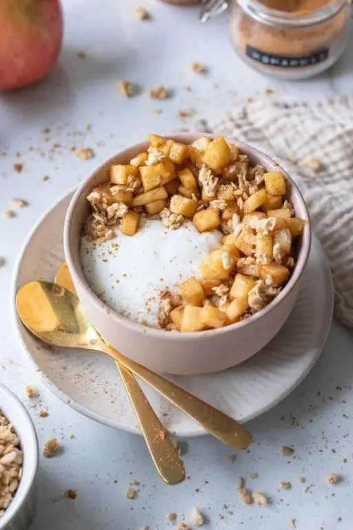 Blended Cottage Cheese and Apple Cinnamon Oatmeal