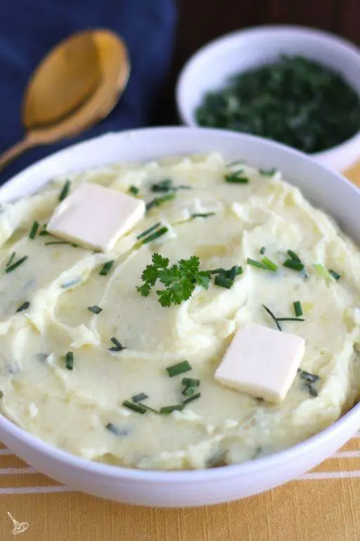 Blended Cottage Cheese and Garlic Mashed Potatoes