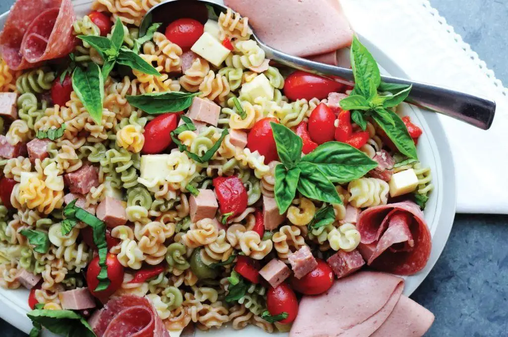 Bologna and Tomato Pasta Salad