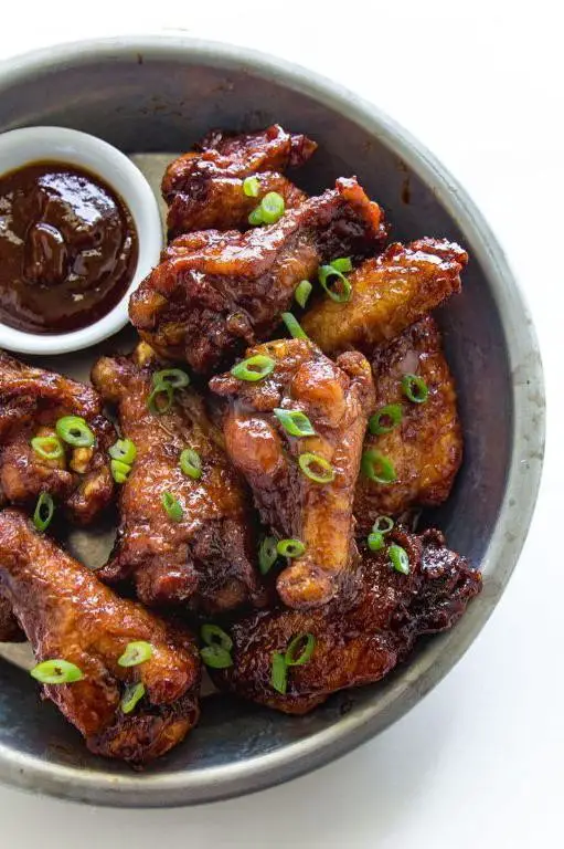 Bourbon Molasses Hot Wing Sauce