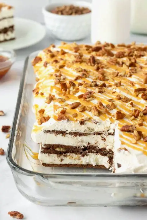 Caramel Pecan Ice Cream Cake