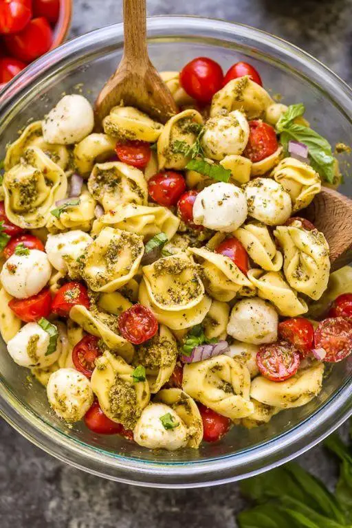 Cheese Tortellini Salad with Pesto Dressing