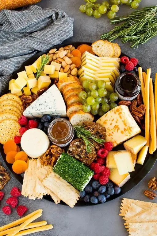 Cheese and Crackers Platter