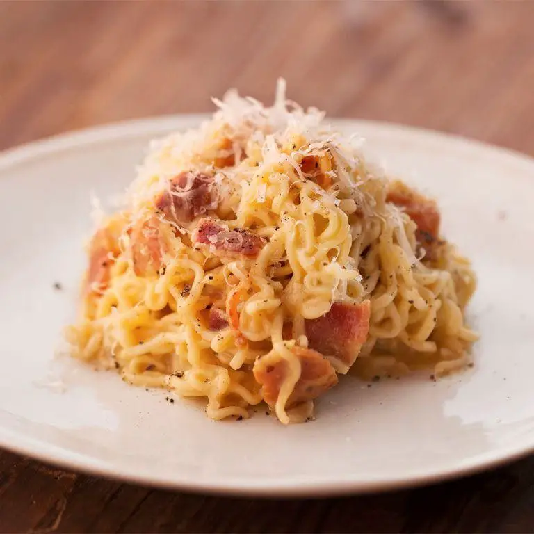 Cheesy Bacon Ramen Carbonara
