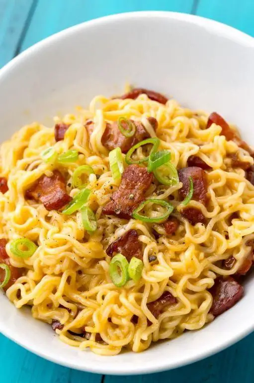 Cheesy Ramen with Bacon