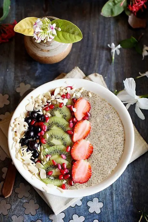 Chia Pudding with Fresh Fruits