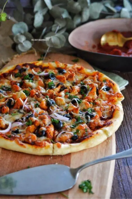Chicken Tikka Pizza