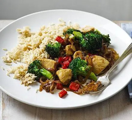 Chicken and Broccoli Stir-Fry with Brown Rice