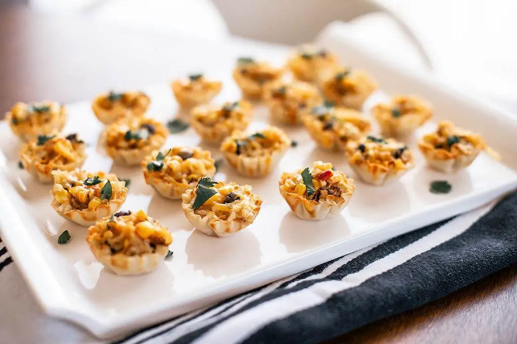 Chicken and Sweet Corn Pastry Cups