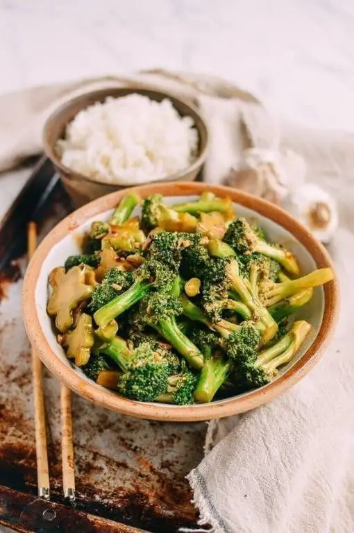 Chinese Garlic Broccoli