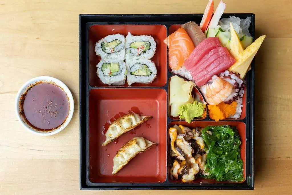 Chirashi Sushi Bento Box