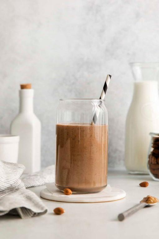 Chocolate Almond Butter Smoothie
