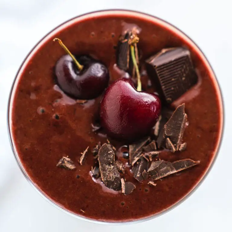 Chocolate Cherry Smoothie