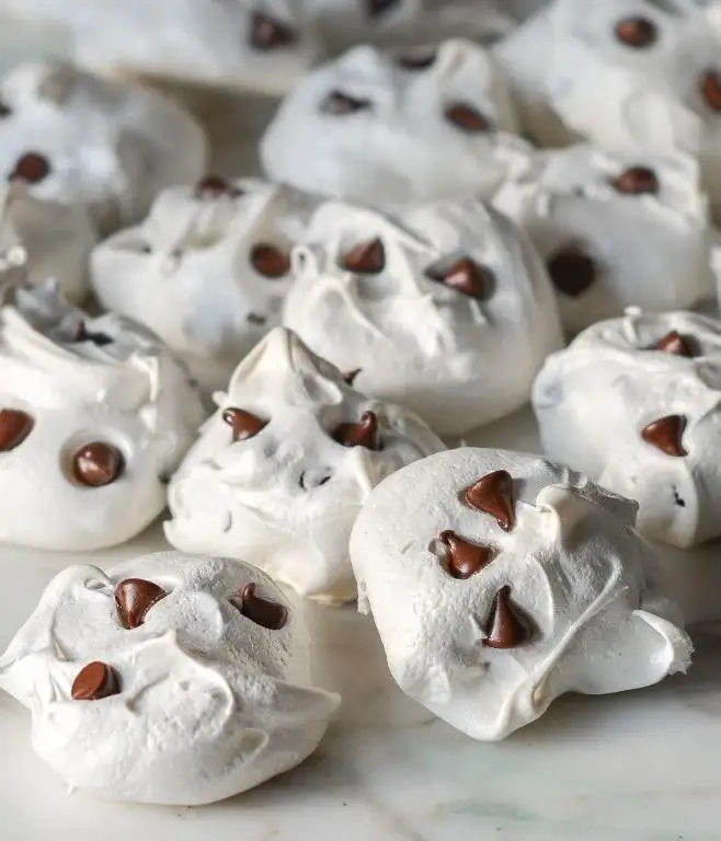 Chocolate Chip French Meringues