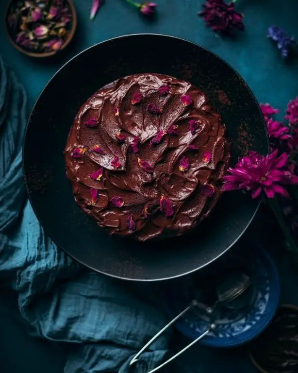 Chocolate Rose Infusion Cake