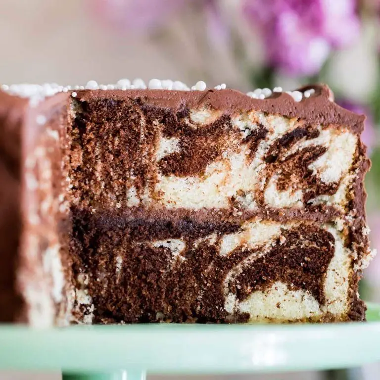 Chocolate Vanilla Swirl Cake