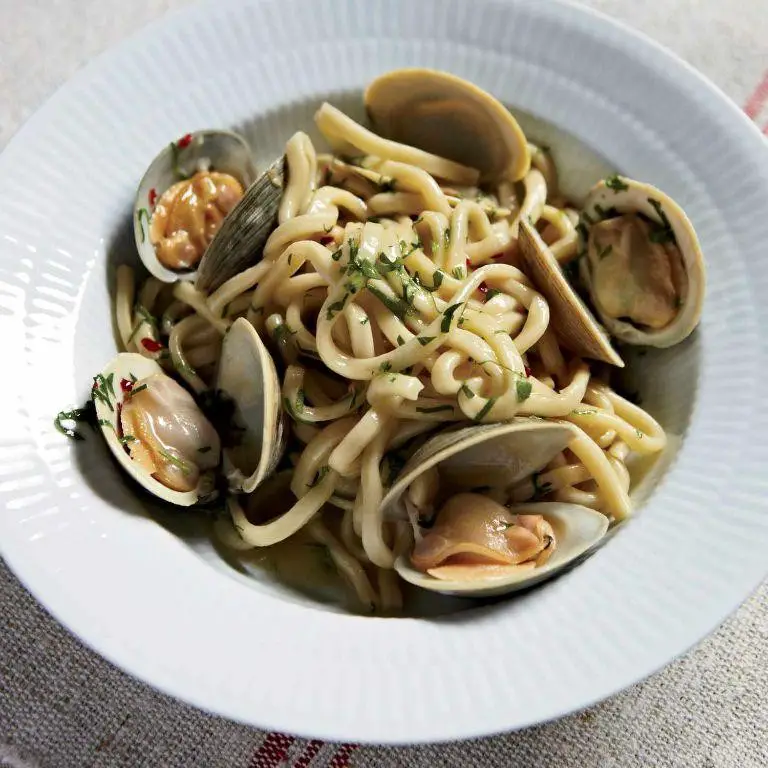 Clam and Garlic Noodles