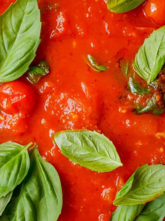 Classic Tomato Basil Sauce