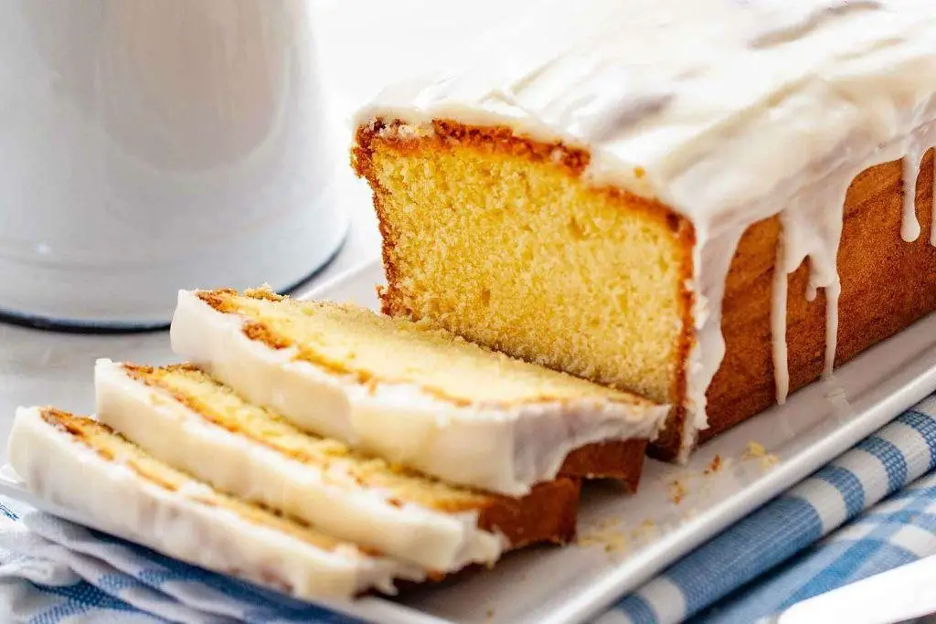 Classic Vanilla Pound Cake