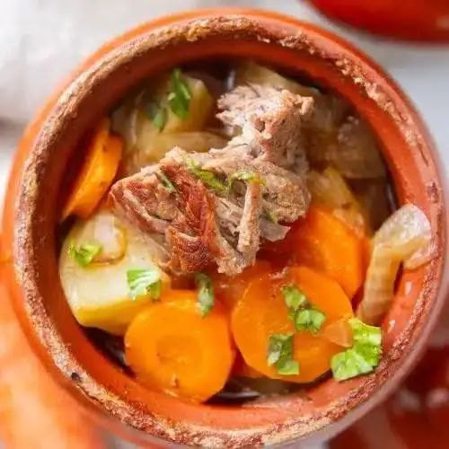 Clay Pot Beef Stew