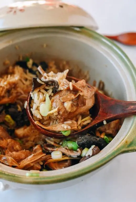 Clay Pot Chicken with Mushrooms