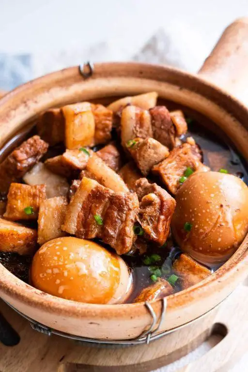 Clay Pot Pork Belly with Soy Sauce