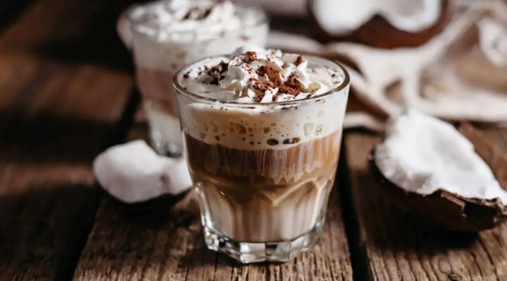 Coconut Latte Macchiato