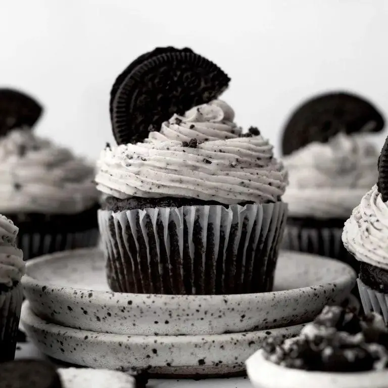 Cookies and Cream Gourmet Cupcakes