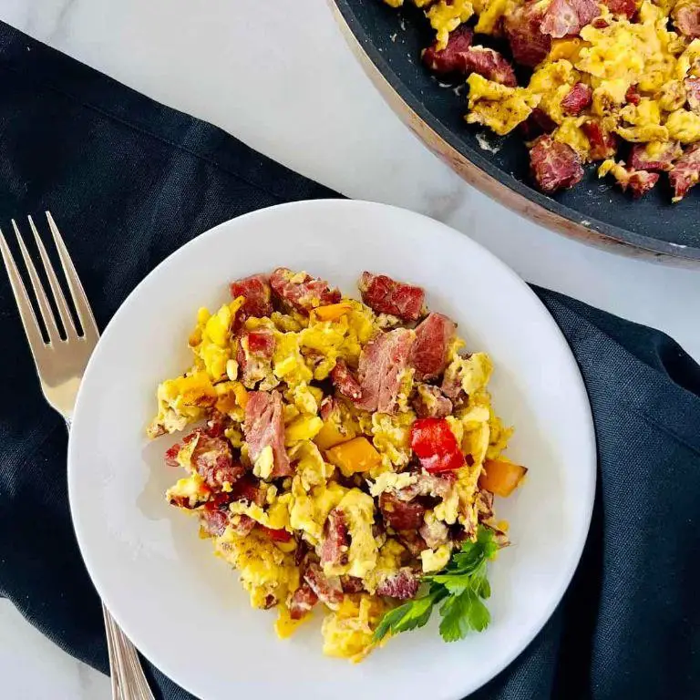 Corned Beef and Egg Breakfast Scramble