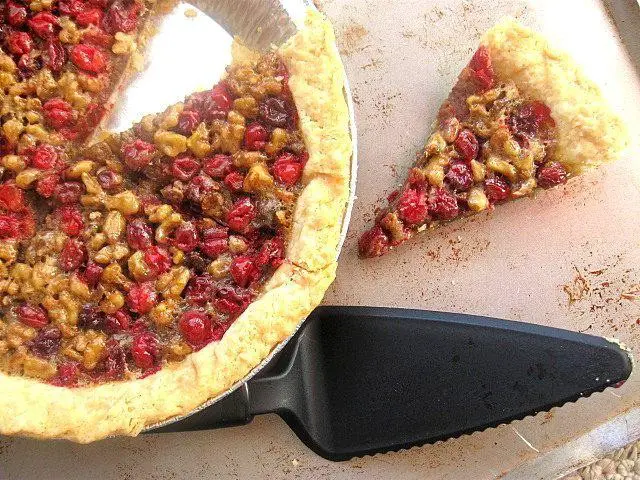 Cranberry Walnut Pie